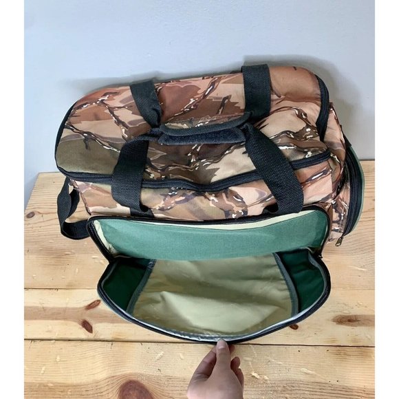 Camouflage Carry On Bag Lined 11x16 Shoulder Strap Handles Picnic Food Travel - Picture 4 of 8